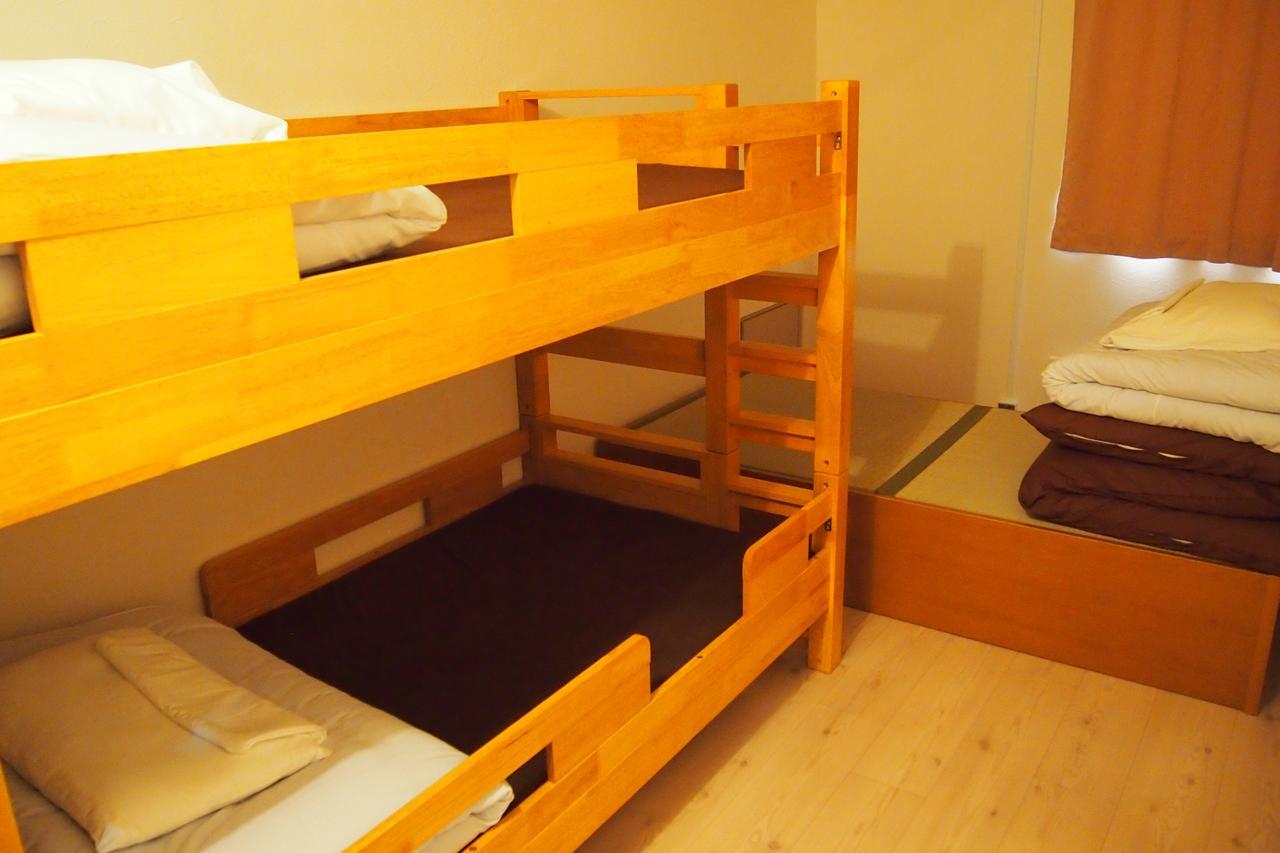 Khaosan Chitose Family Hostel Rum bild