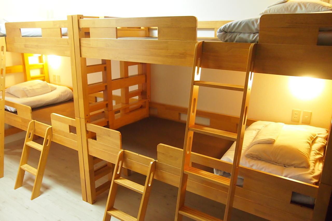 Khaosan Chitose Family Hostel Rum bild